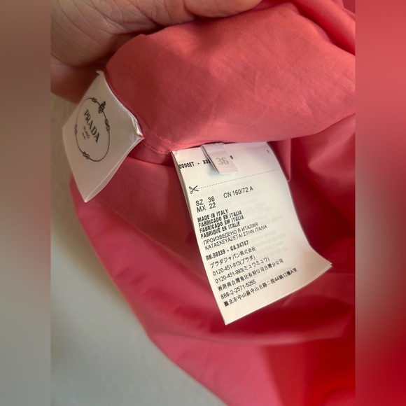Prada Milano Made In Italy Sleeveless Collared Button Up Womens Size 36 - Picture 5 of 7
